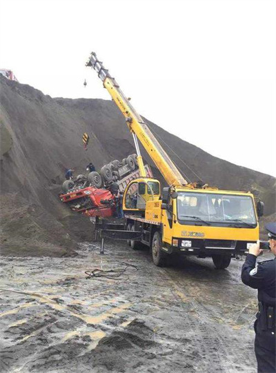 乳山上犹道路救援